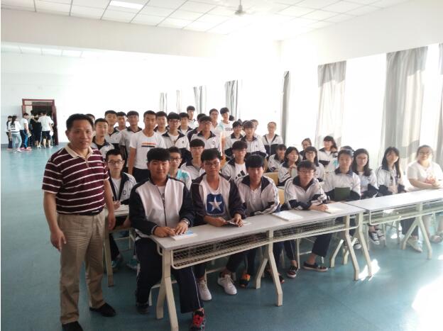 鞍山文华学校巡讲
